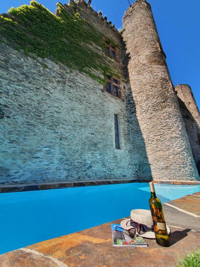 Chambre D'Hotes Au Chateau De Belcastel Belcastel  Kültér fotó