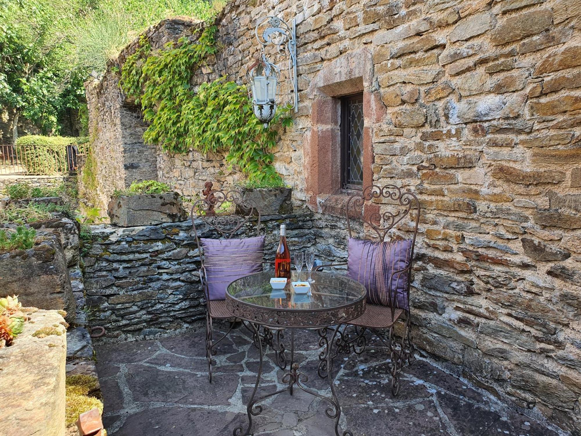 Chambre D'Hotes Au Chateau De Belcastel Belcastel  Kültér fotó
